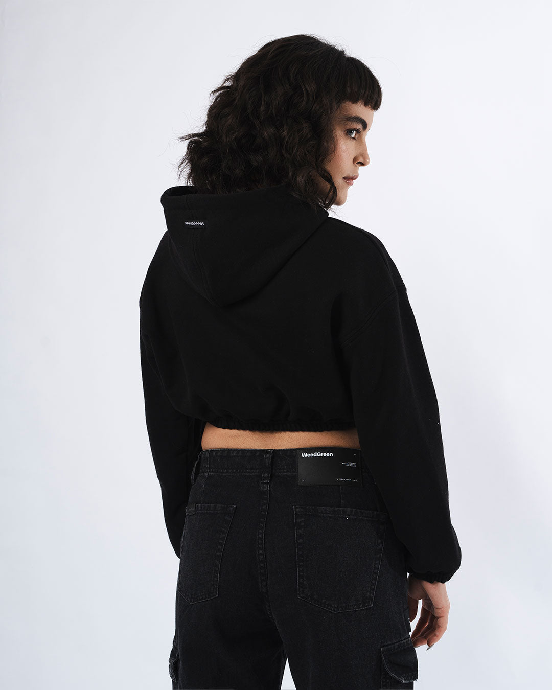 HOODIE CROP ENRESORTADO NEGRO