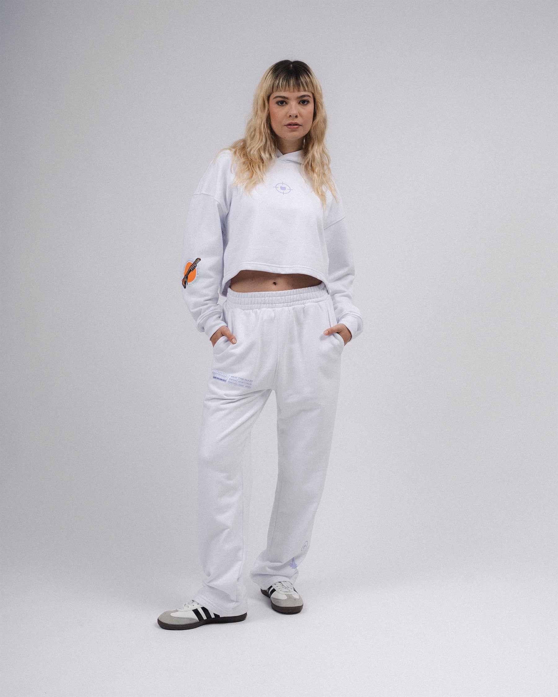 FLASHES OF LIFE WHITE STRAIGHT JOGGER